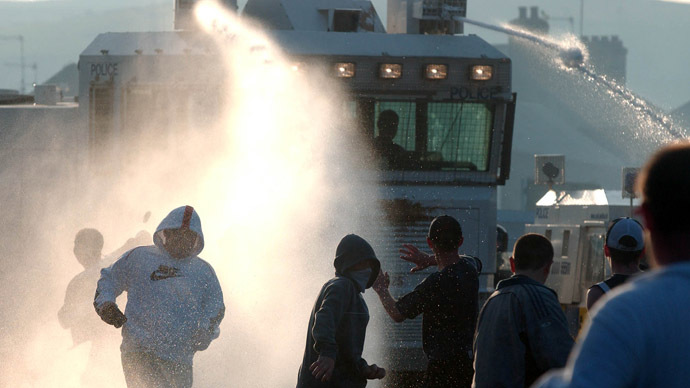 UK police apply pressure on government for water cannons
