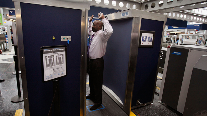 'Useless' TSA scanners provided endless fodder for employees, former agent alleges