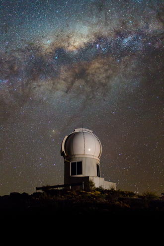 SkyMapper telescope seen under the Milky Way at the Siding Spring Observatory near Coonabarabran, New South Wales, Australia (AFP Photo / Space Telescope Science Institute)
