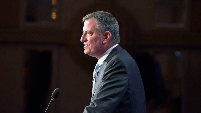 New York mayor accused of influencing police in favor of political allies