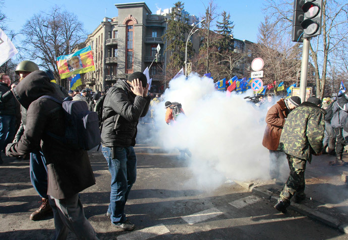 Kiev February 18, 2014.(Reuters / Gleb Garanich)