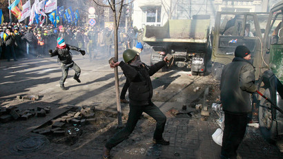Moscow blames radicals for deadly clashes in Ukraine, EU leaders ponder sanctions against government