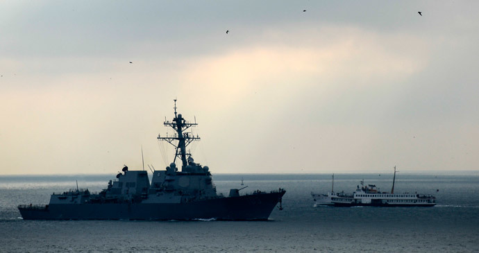The "USS Truxtun" destroyer (AFP Photo / Bulent Kilic) 