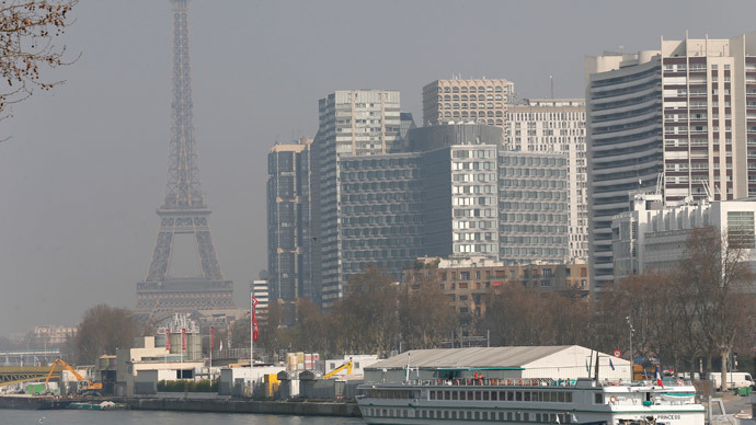 Smog alert: France introduces alternate driving days in Paris for 1st time since 1997
