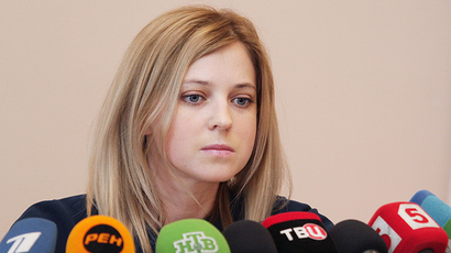 'Prosecutie' Poklonskaya hits right note in Crimean palace (VIDEO)
