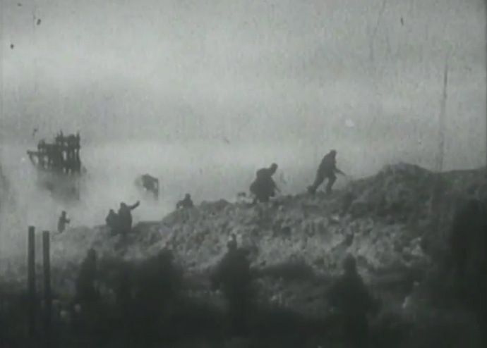 Soviet soldiers advance near the ruins of Kerch metallurgical works factory, April 1944 (Still from YouTube video/user khodakovsky)