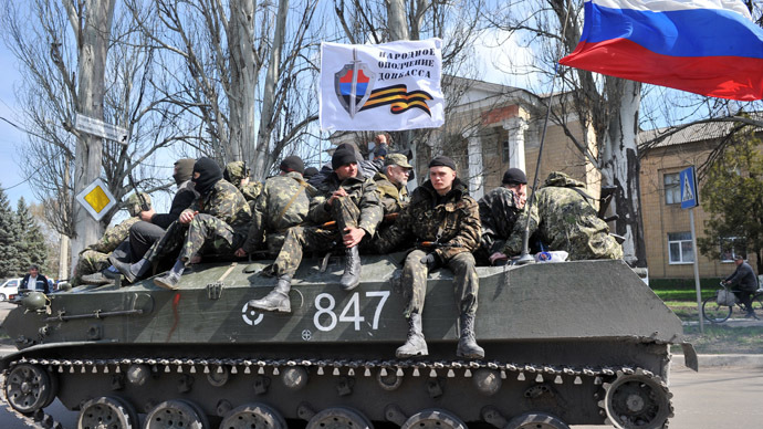 Dozens of Ukrainian troops surrender APCs in Slavyansk, refuse to ‘shoot at own people’ (PHOTO, VIDEO)