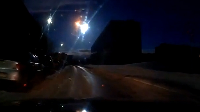 Spectacular fireball from space explodes over Russian city (VIDEO)