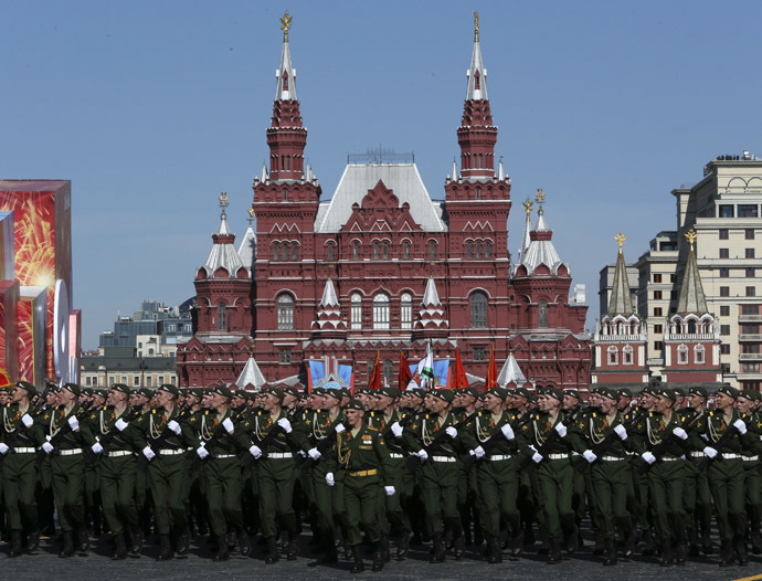 Russian servicemen march during the Victory Day Parade in Moscow's Red Square May 9, 2014. (Reuters)