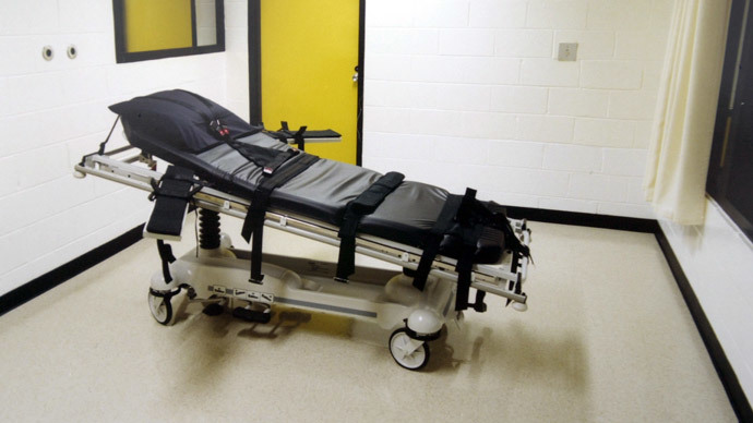Court halts Texas execution following bungled Oklahoma incident