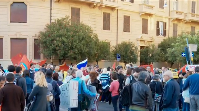 'No to the Nazi coup d'etat in Ukraine!' Rome protesters rally against fascism