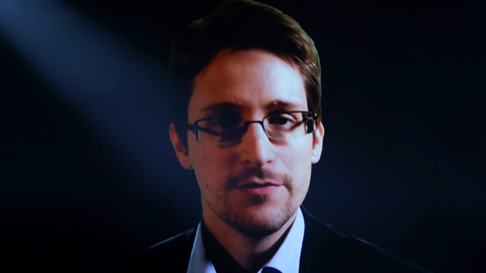 I am a real spy, not low-level system administrator - Snowden