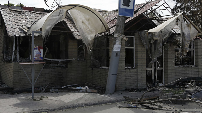 Shells hit hospital as Ukrainian army resumes strike on Slavyansk