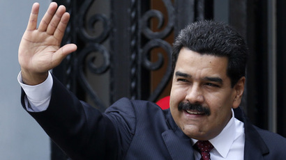 Venezuelan president resolved to return oil to $100 a barrel