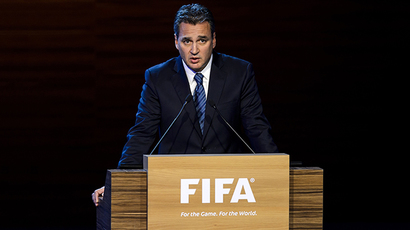 FIFA president calls foul, says 2018 World Cup will stay in Russia