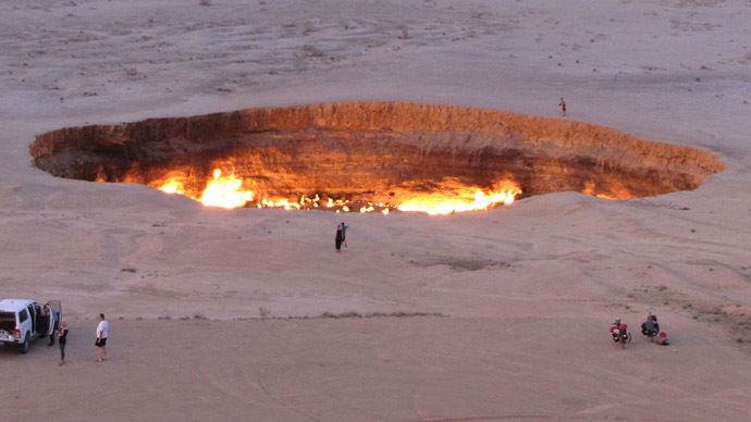 Welcome to Hell! Turkmenistan eyes turning infernal gas pit into tourist attraction