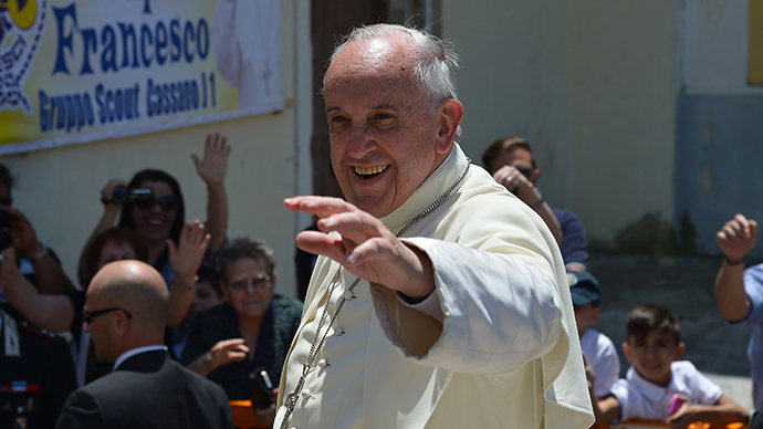 Pope Francis ‘excommunicates’ Italian mafia