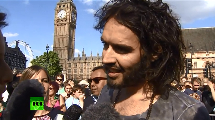 Russell Brand 'Con-Dems' MSM blackout of 50,000-strong anti-austerity march