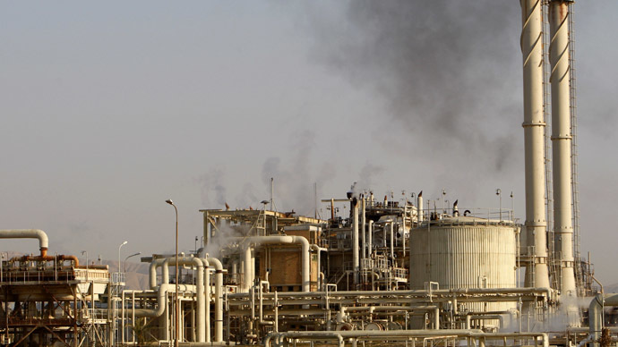 ISIS takes over Iraq's main oil refinery at Baiji - reports