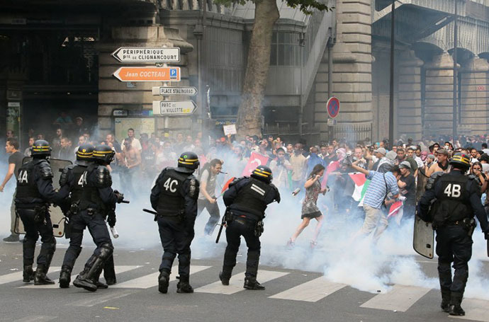 Paris activists clash with police following ban on pro-Palestinian ...