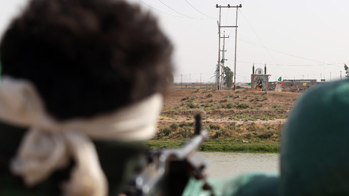 Islamic State jihadists seize Iraq's largest dam, 3 towns in offensive vs Kurds
