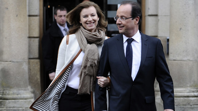 Francois Hollande and Valerie Trierweiler.(AFP Photo / Fred Dufour 