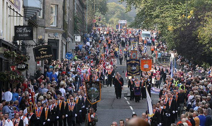 Members of the Orange Order march during a pro-Union rally in Edinburgh, Scotland September 13, 2014 (Reuters / Paul Hackett)