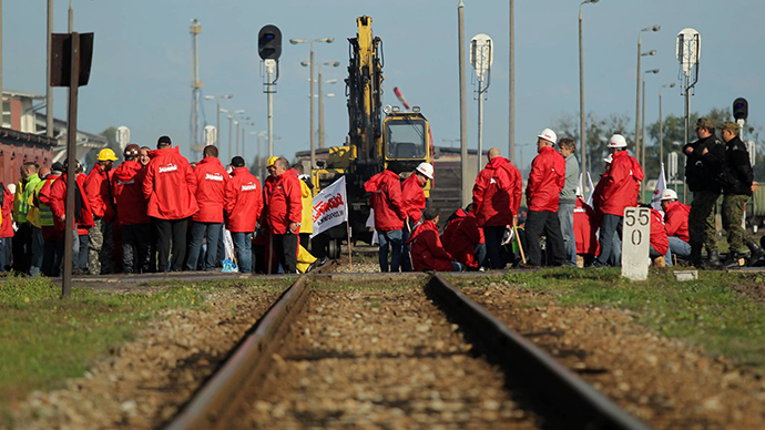 Polish miners blockade Russian coal at border