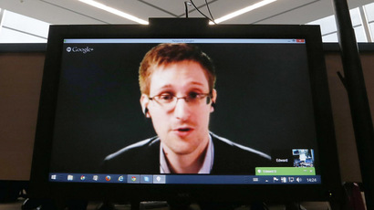 ‘Seen’ in New York: Edward Snowden on the run again