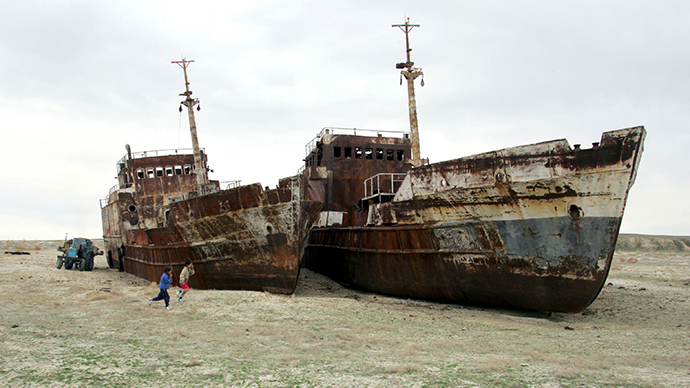 Aral Sea: How one of world's largest lakes turned into ship cemetery (VIDEOS)