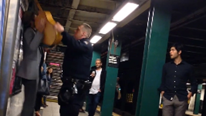 NYPD assaults, arrests busker after confirming he did nothing illegal (VIDEO)