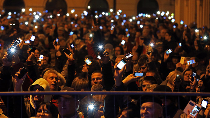 Hungarians revolt against internet tax (PHOTOS, VIDEO)