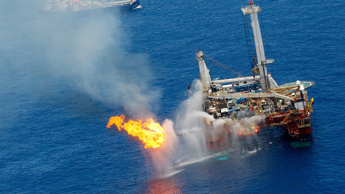 BP oil spill left Rhode Island-sized oily ring on seafloor