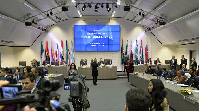 A general view shows the166th ordinary meeting of the Organization of the Petroleum Exporting Countries, OPEC, at their headquarters in Vienna, Austria on November 27, 2014. (AFP Photo)
