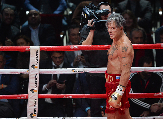 U.S. actor and boxer Mickey Rourke during a fight against U.S. boxer Elliot Seymour (RIA Novosti / Alexander Vilf)
