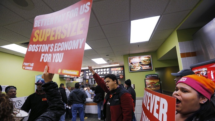 New wave of protests: All major US cities hit with minimum wage rallies