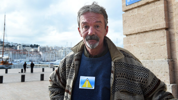 Holocaust symbol? French city under fire over Nazi-style 'yellow triangle' homeless badges