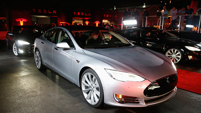Elon Musk to Chinese auto buyers: Trade in old car for discount on $100k Tesla