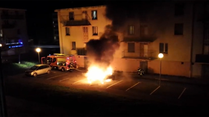 12% fewer cars torched in France on 2015 New Year eve (PHOTOS, VIDEO)