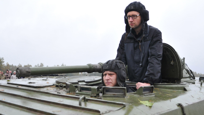 ‘Premier of war’: Czech president says Yatsenyuk not seeking peaceful solution for E. Ukraine