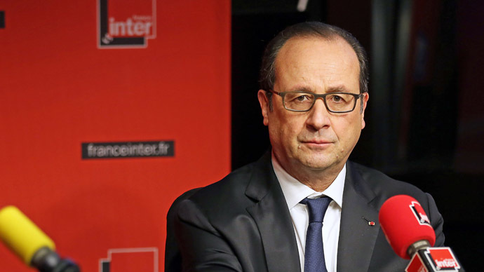 Russia sanctions 'must be lifted now' - Hollande
