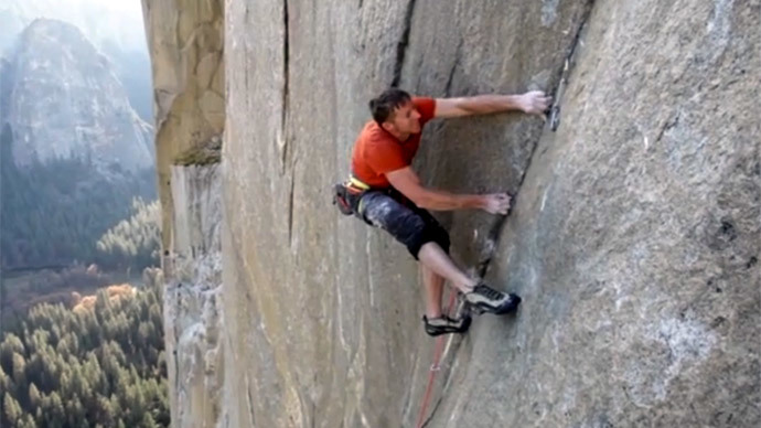 2 free climbers reach peak of Yosemite’s El Capitan in historic challenge