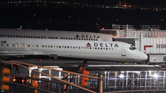 Bomb squads sweep Atlanta airport, fighter jets scrambled after threats on Twitter