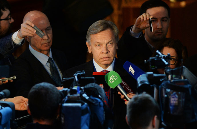 Chairman of the State Duma Committee on International Affairs Alexei Pushkov is interviewed by journalists after a plenary meeting held as part of the winter session of the Parliamentary Assembly of the Council of Europe (PACE). (RIA Novosti/Vladimir Fedorenko)