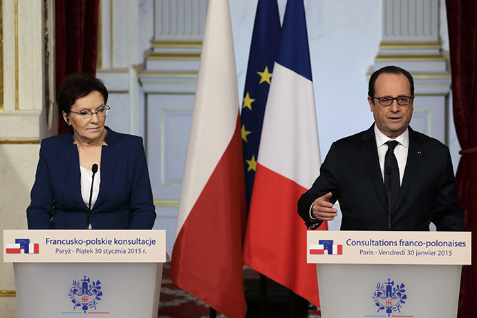 French President Francois Hollande (R) and Poland's Prime Minister Ewa Kopacz. (Reuters/Philippe Wojazer)