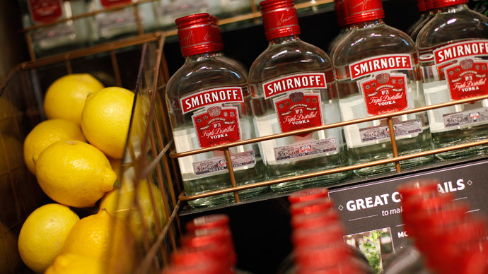 Homeless & immigrants targeted by bootleg alcohol makers – report