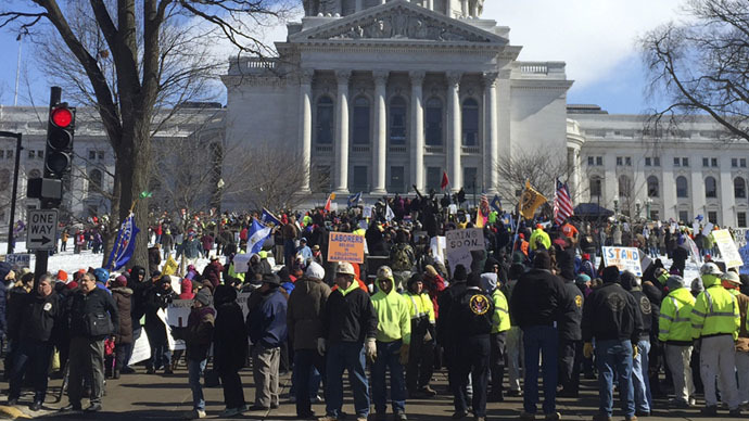 ‘I am not a terrorist’: Wisconsin workers come out in force after Gov. Walker’s ISIS jibe