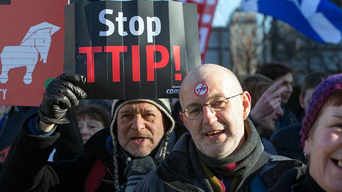 ‘Opaque & undemocratic’: TTIP a threat to NHS & public services, say MPs
