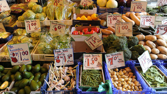 Prices wars & poor ethics: UK supermarkets sourcing salad, veg from ‘modern day slaves'