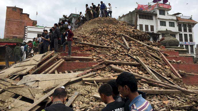 Devastating 7.9-magnitude quake strikes Nepal, India